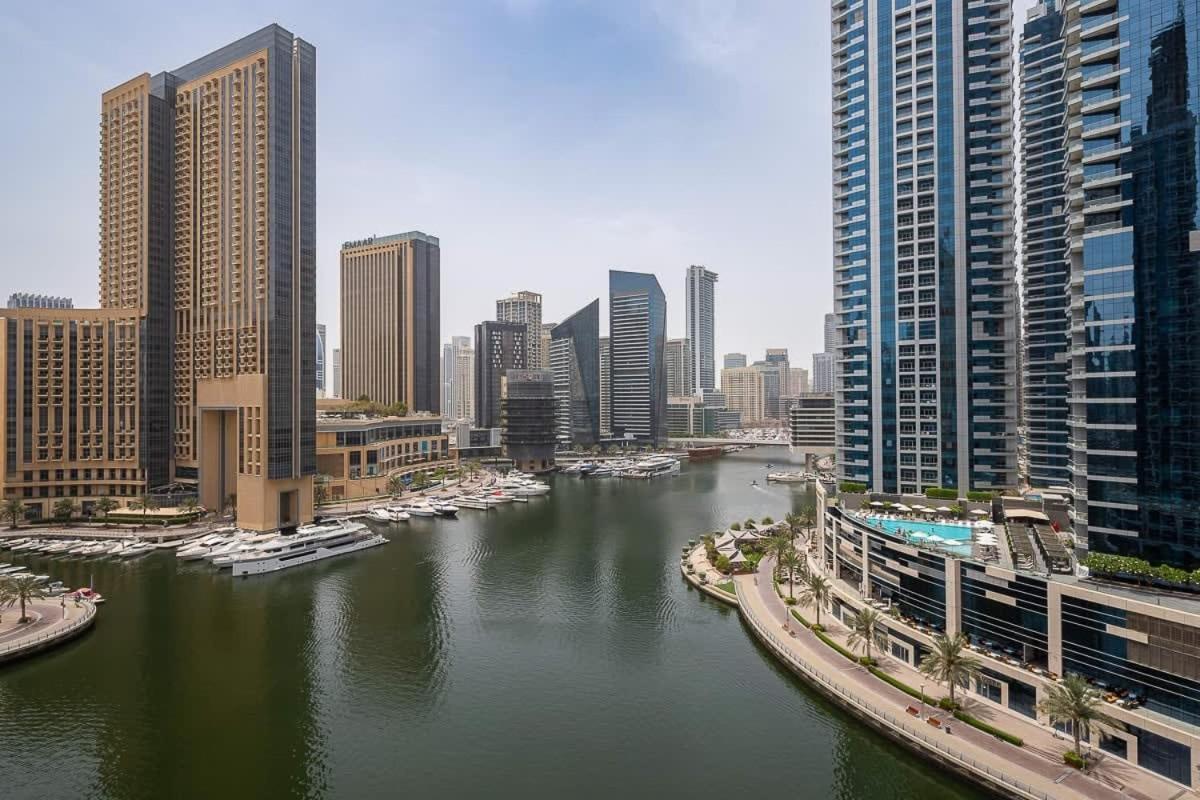 Frank Porter - Continental Tower Dubai Eksteriør billede